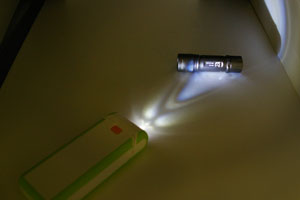 停電時に役立つ手元用のLEDライト