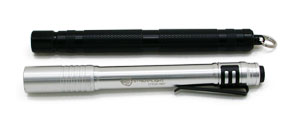 STREAMLIGHT スタイラスプロよりも1回りほど小さい