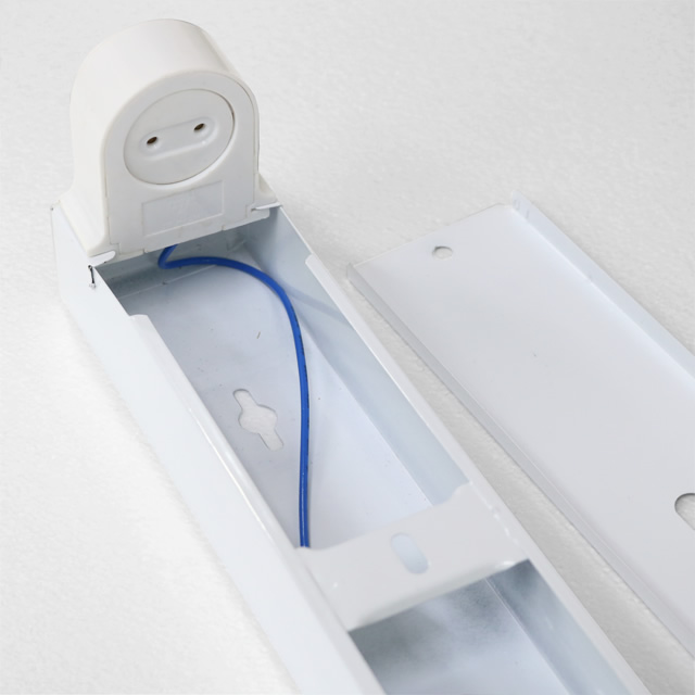 KANEDEN トラフ型 LED直管形照明器具 両側給電専用 40W形 1灯用 安定器なし G13口金 激安価格販売：アカリセンター