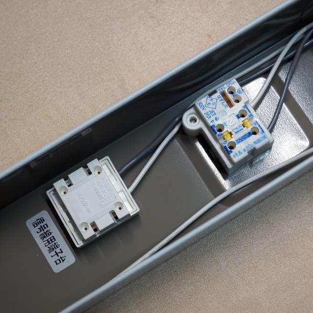 NEC MMDL40129-MKX8 LIFELED'S 直管形LEDランプ搭載ベース照明 単台(トラフ)形 40W形直管LEDランプ付 激安