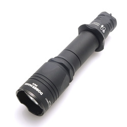 ARMYTEK (A[~[ebN) DOBERMANN PRO XHP..