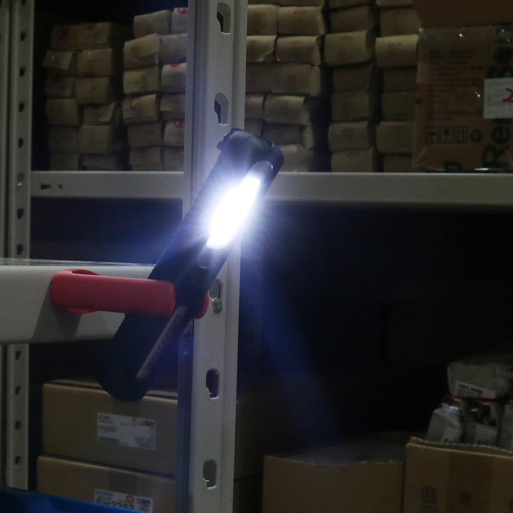 Gentos ジェントス Gz 001uv Cob Ledワークライト 紫外線led搭載 激安価格販売 アカリセンター Gentos ジェントス Gz 001uv Cob Ledワークライト 紫外線led搭載 激安価格販売 アカリセンター
