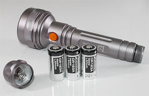 CR123A リチウム電池 3本使用