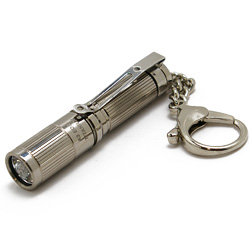 iTP A3 EOS Flashlight チタン