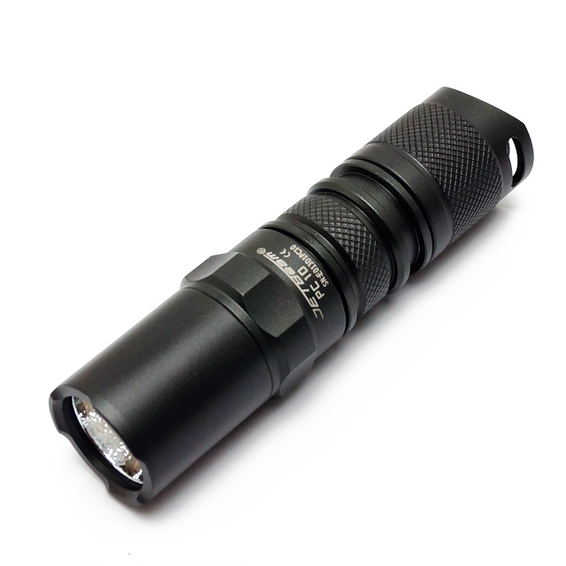 Amazon.co.jp: JETBeam フラッシュライト SF-R26 充電式