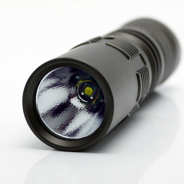 KLARUS (クラルス) XT1C デュアルスイッチ LED タクティカル