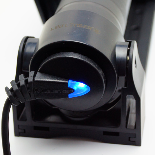 LED LENSER(レッドレンザー) P17R OPT-8417R 充電式 LEDライト 激安 
