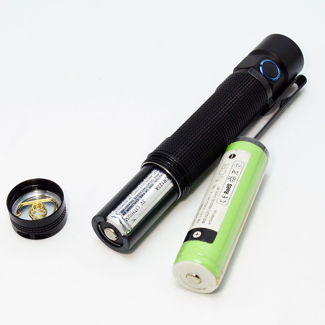 OLIGHT (オーライト) S2 BATON CR123A 2本 コンパクトLEDライト