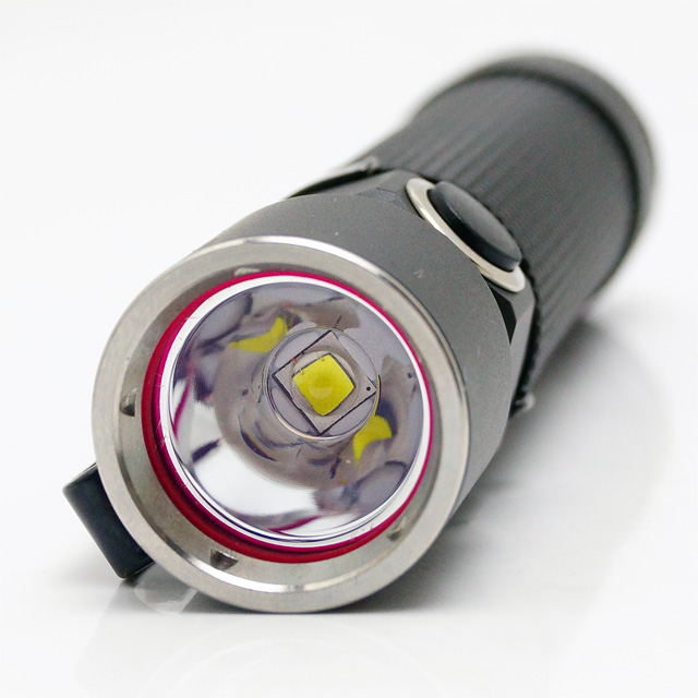 OLIGHT (オーライト) S20 BATON CR123A 2本 コンパクトLEDライト