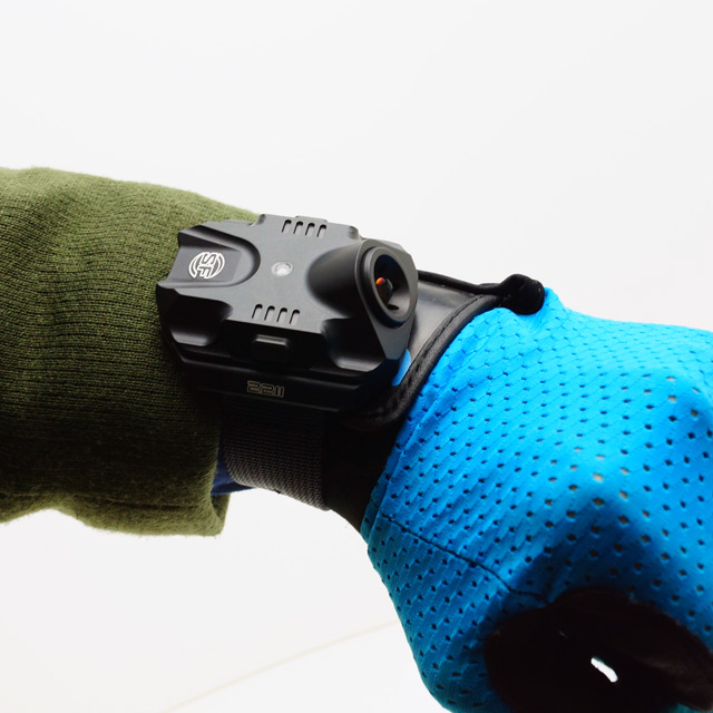 SUREFIRE (シュアファイア) 2211 リストライト 充電式 激安価格販売