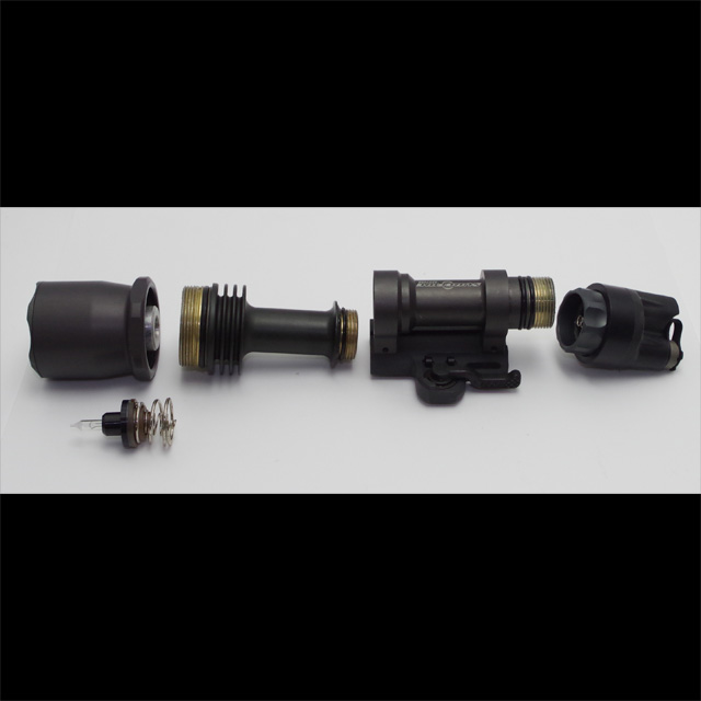 米軍払い下げ品 SUREFIRE (シュアファイア) M962 ARMSスルー 米軍払い下げ品 SUREFIRE (シュアファイア) M962 ARMSスルー