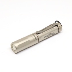 SUREFIRE(VAt@CA)TITAN-B TITAN PLUS..