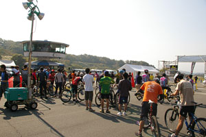 11���Ƃ͎v���Ȃ��g�������a